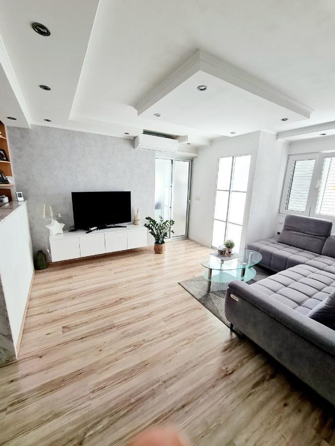 Apartment Mirjana มาคาร์สกา ภายนอก รูปภาพ