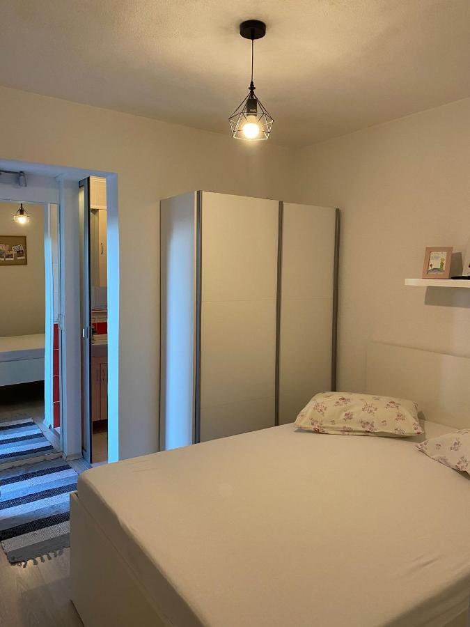 Apartment Mirjana มาคาร์สกา ภายนอก รูปภาพ