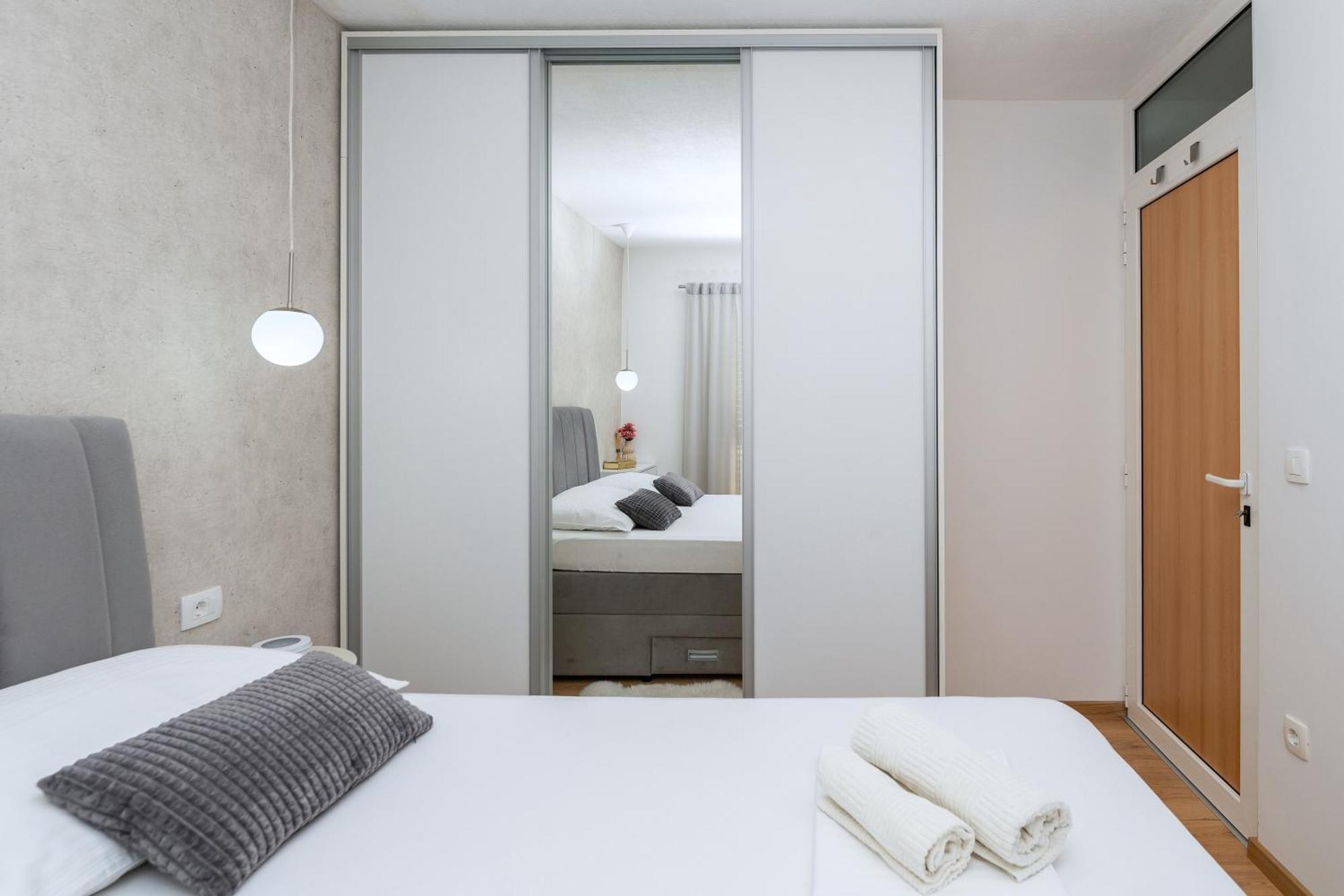 Apartment Mirjana มาคาร์สกา ภายนอก รูปภาพ