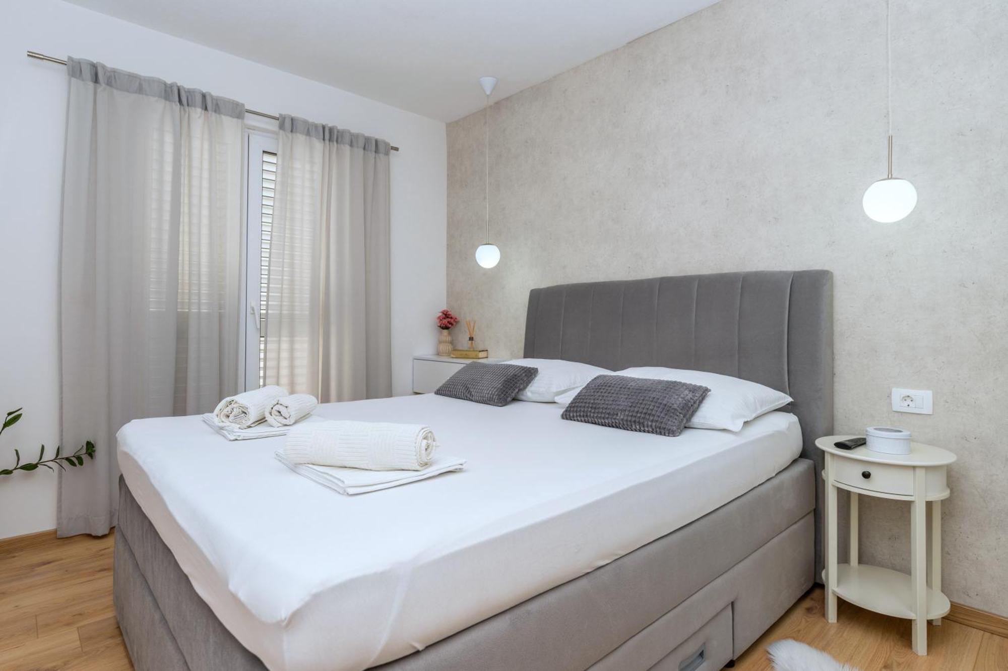 Apartment Mirjana มาคาร์สกา ภายนอก รูปภาพ