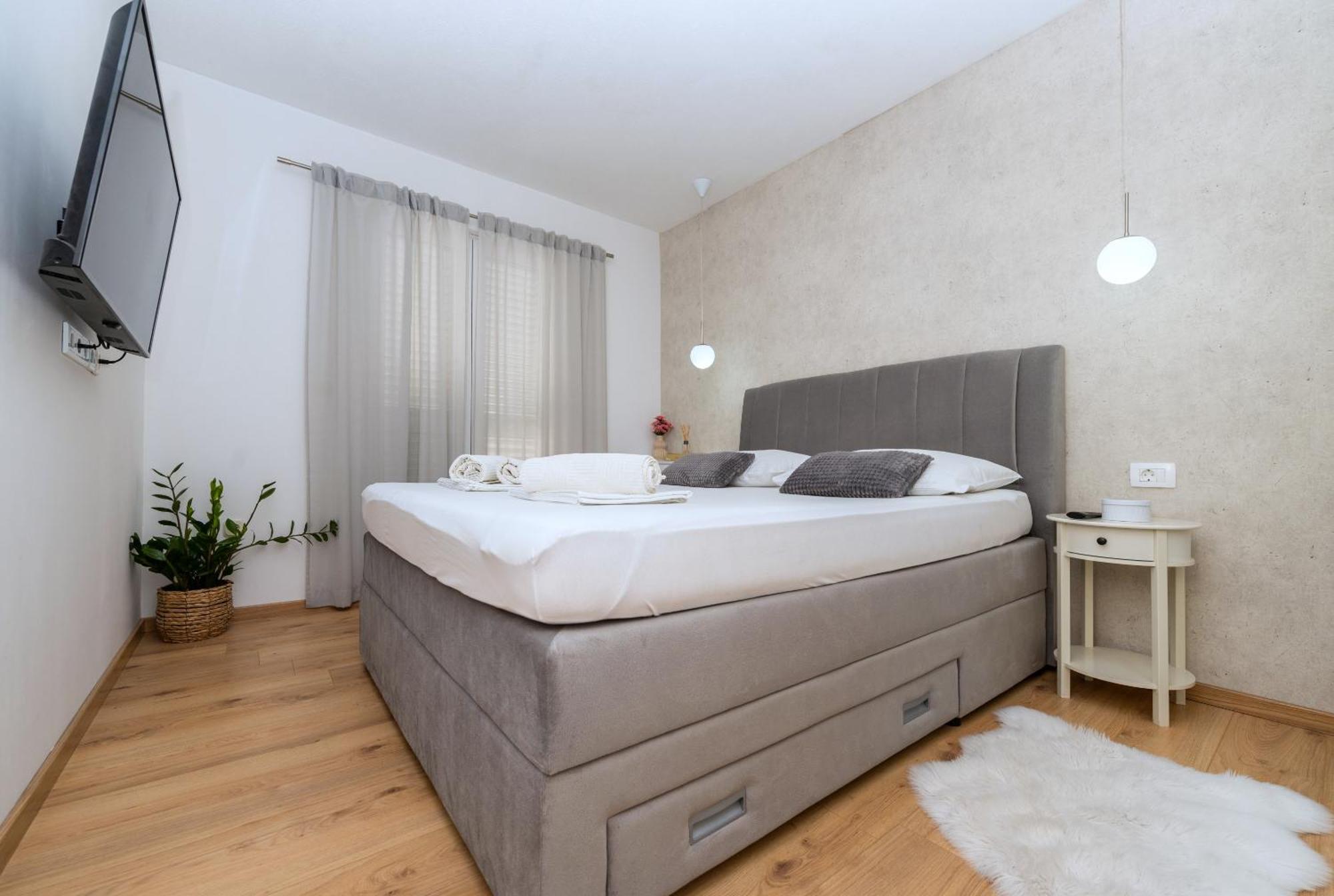 Apartment Mirjana มาคาร์สกา ภายนอก รูปภาพ
